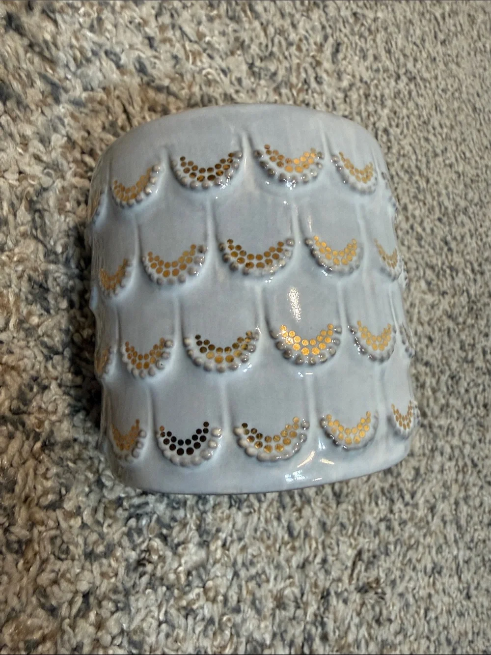 Starbucks 2016 Siren Mermaid Embossed Scales 10 oz. Coffee Mug Cup Gray Gold